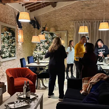 Il Vecchio Ippocastano (adults Only) *