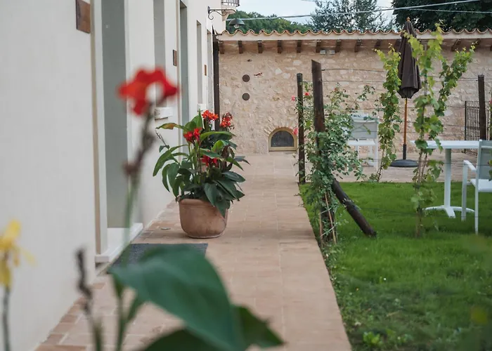 Il Vecchio Ippocastano (adults Only) カーシャ