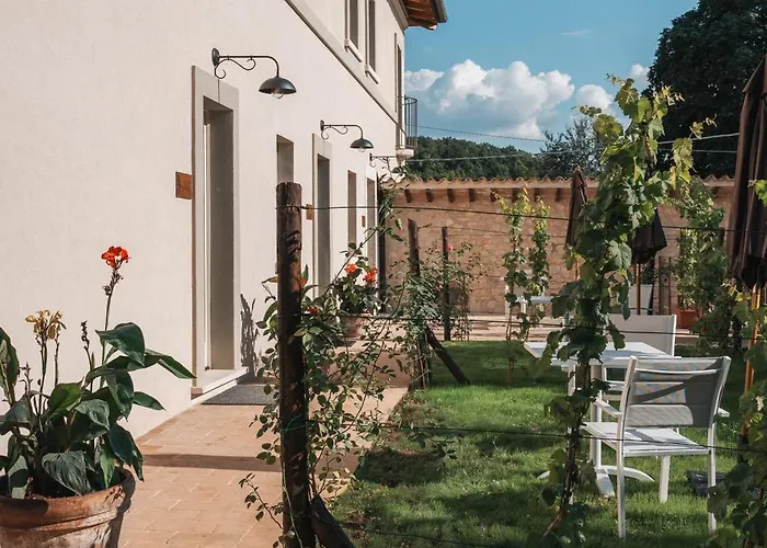 Il Vecchio Ippocastano (adults Only) アパート カーシャ